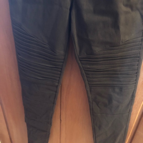 Women’s olive moto jeggings, L - Picture 3 of 5